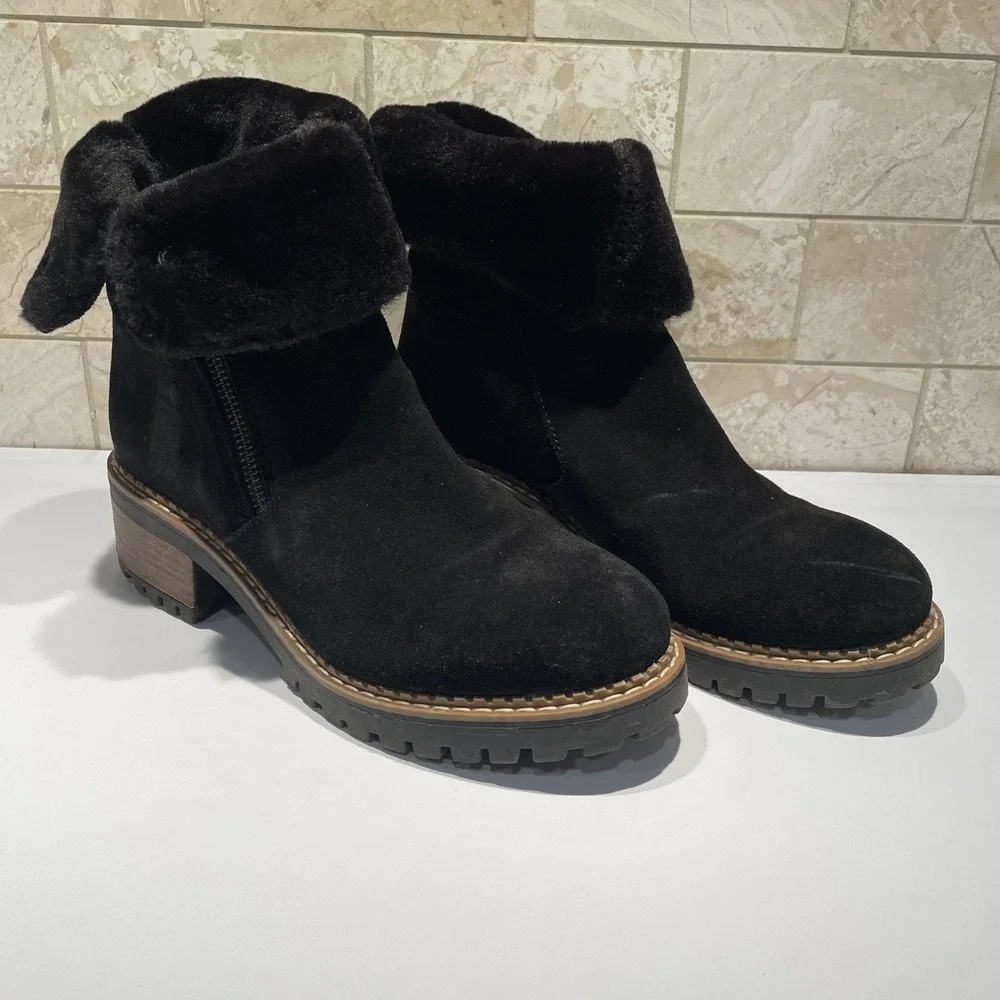 Bertuchi Black Suede Faux Fur Lined Ankle Boots Made‎ in Spain Lug Sole Size 8.5